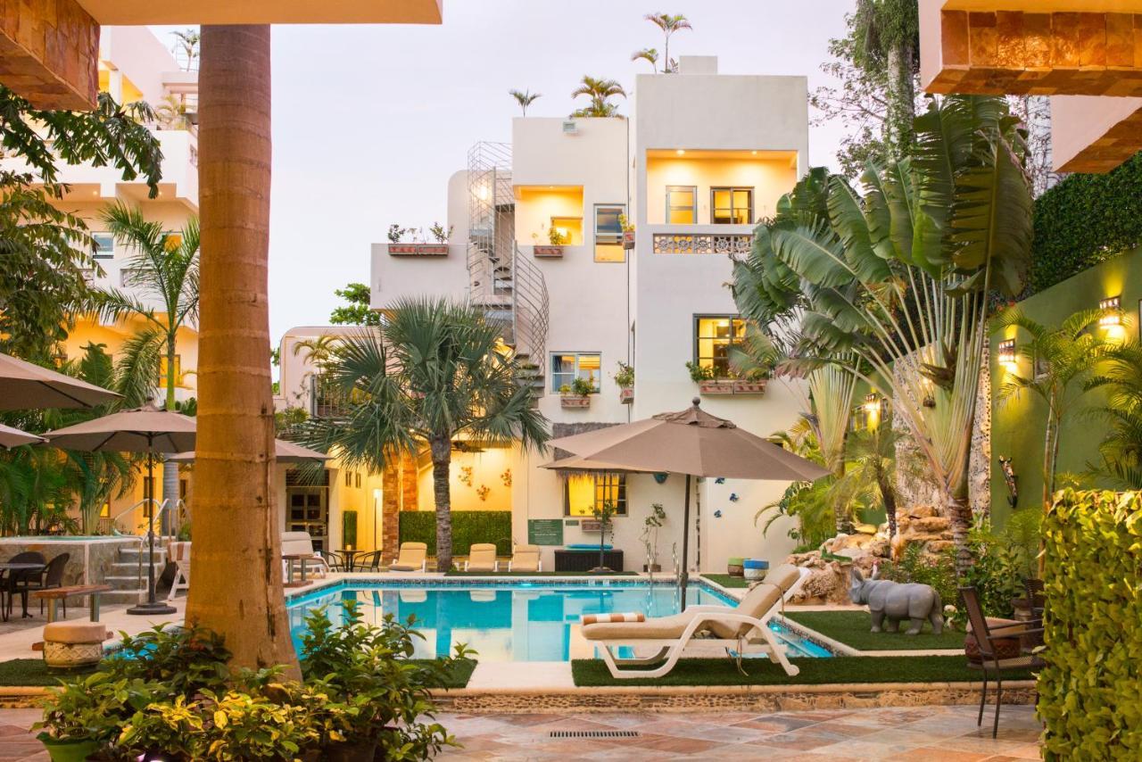 Alamos Inn Hotel Con Jacuzzi Y Piscina Cancún Exteriör bild