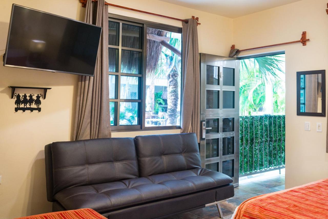 Alamos Inn Hotel Con Jacuzzi Y Piscina Cancún Exteriör bild