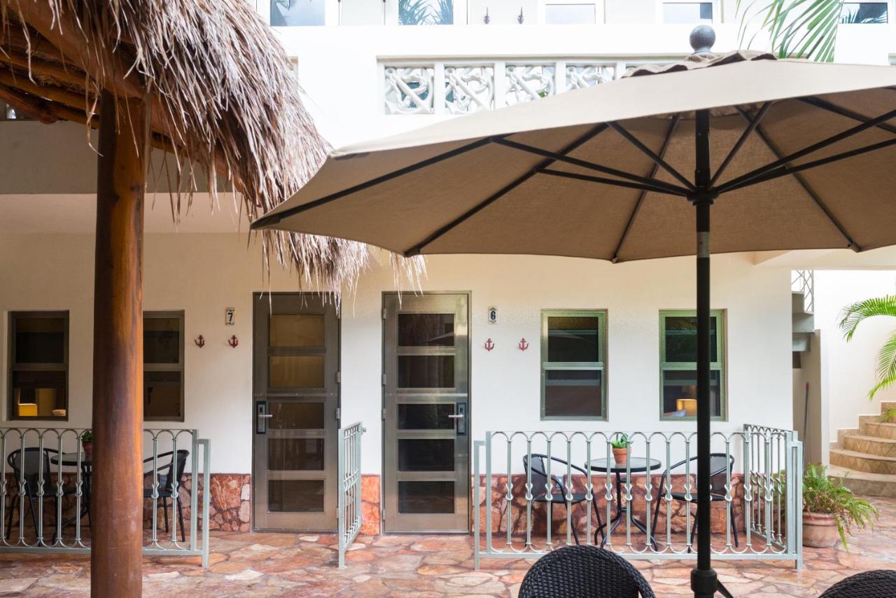 Alamos Inn Hotel Con Jacuzzi Y Piscina Cancún Exteriör bild